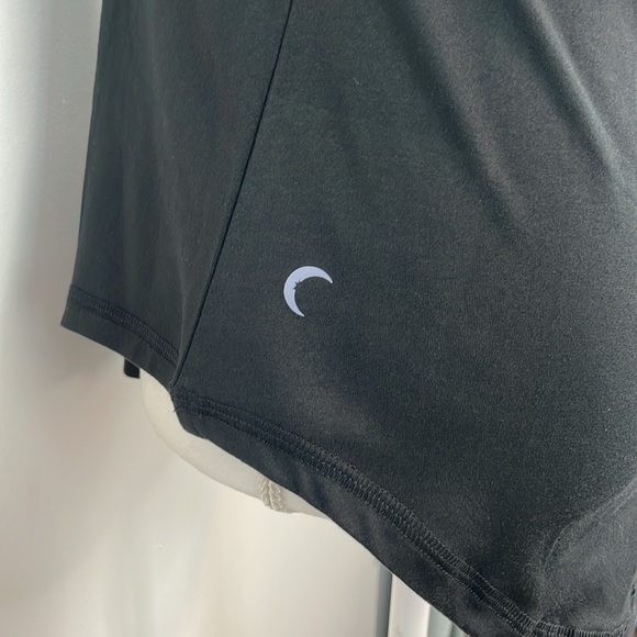 Zyia Black Effortless Tank Long. Size Medium. NWT. - Picture 9 of 14